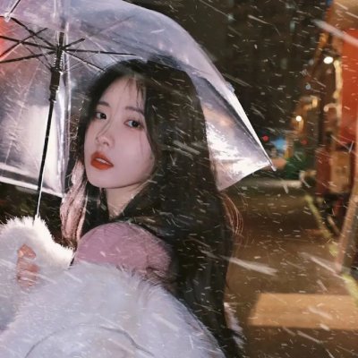 且以深情共白首